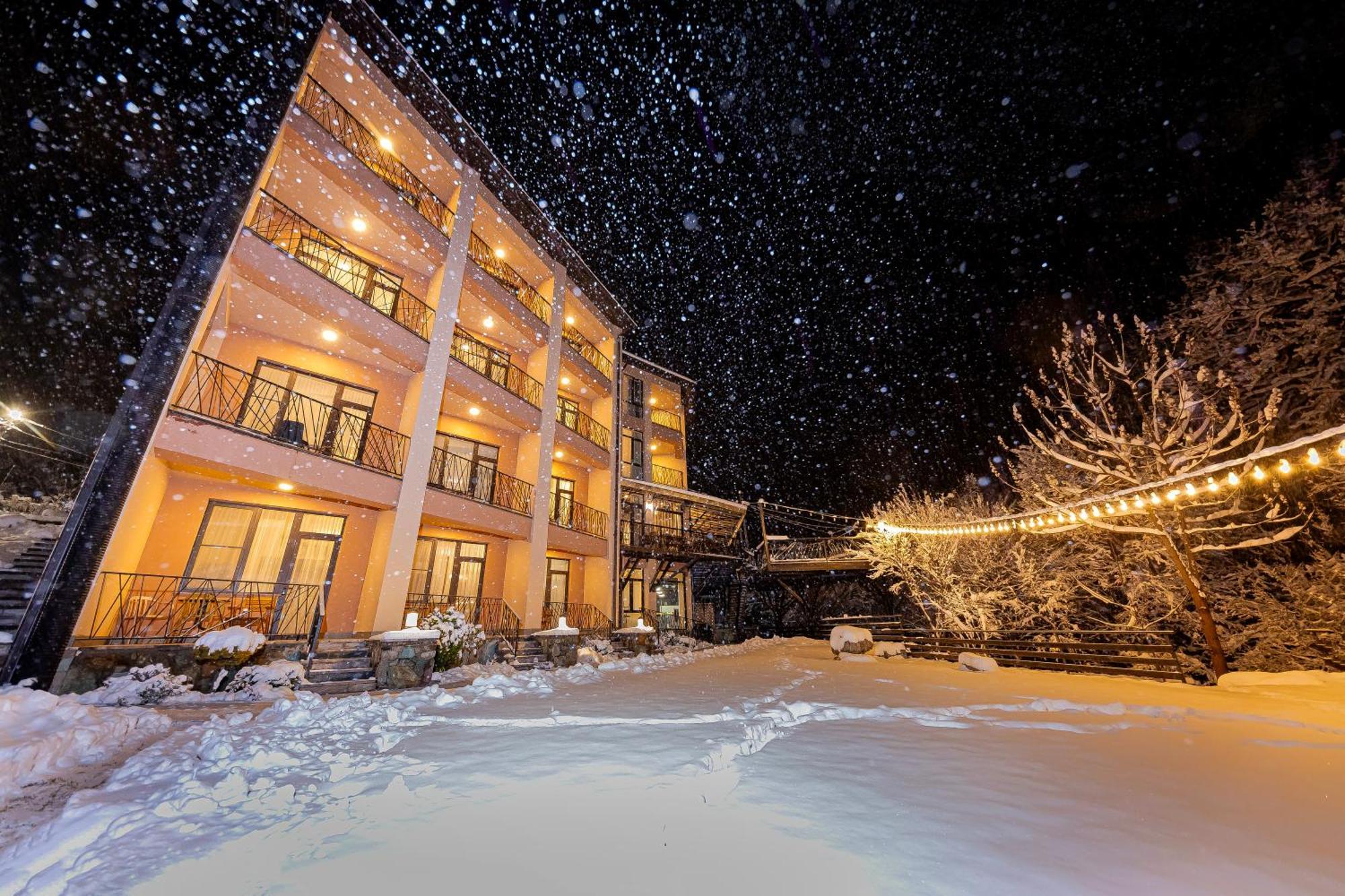 Dilijazz Hotel & Restaurant Dilijan Exterior foto